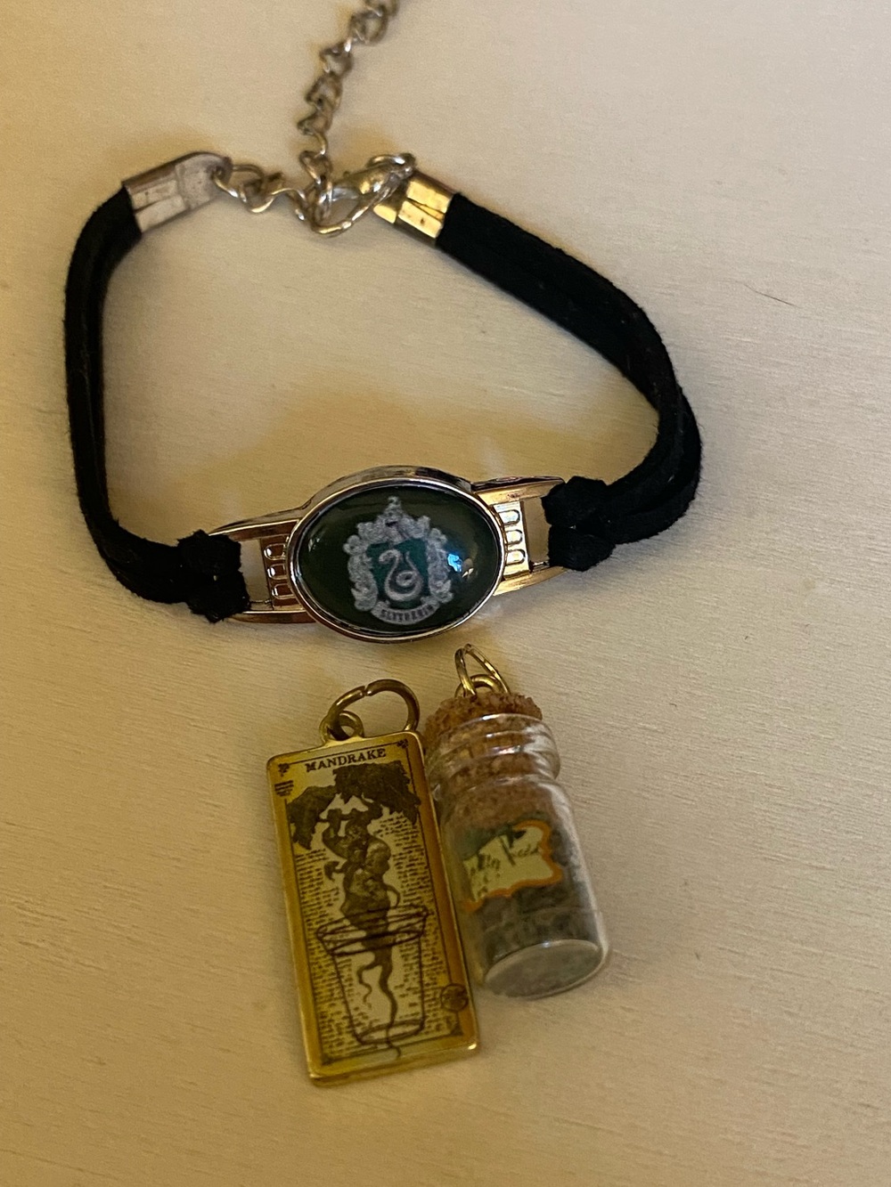 Slytherin Crest Bracelet & 2 Harry Potter Charms